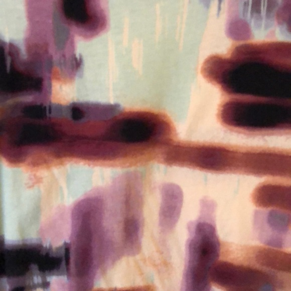 SimplyVera•Long Sleeve Tee - Picture 2 of 2